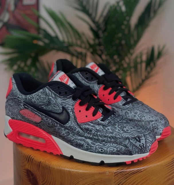 Paisley Infrared